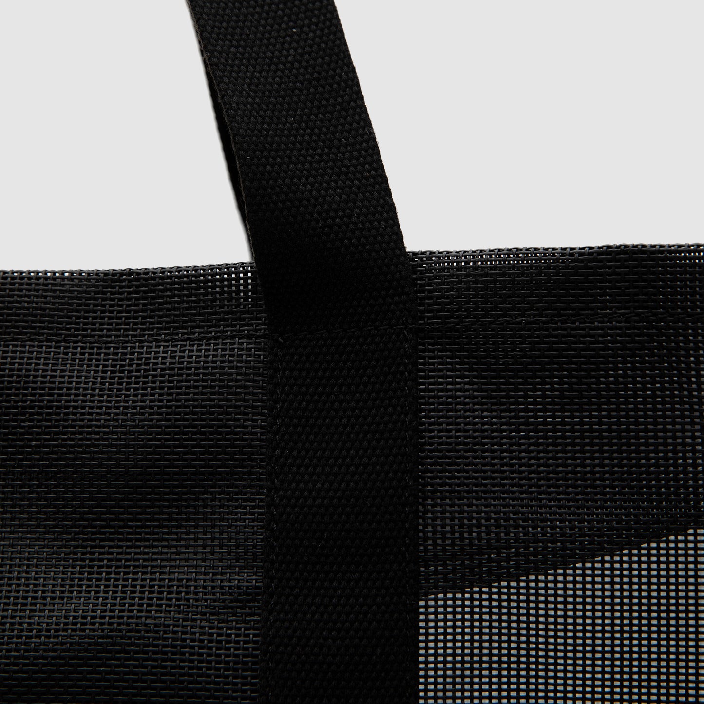 TOTE MESH BLACK