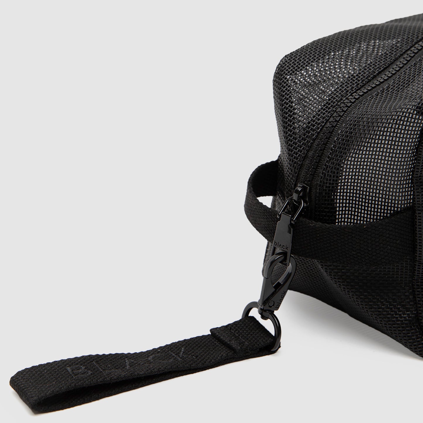 NECESER MESH BLACK